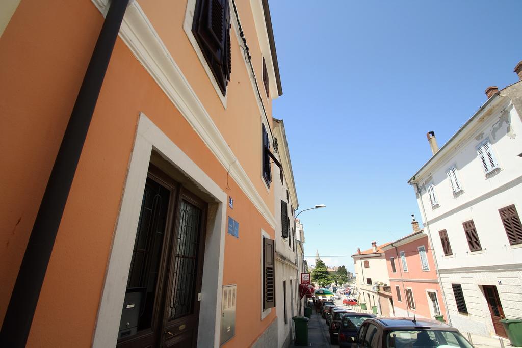 Old Town Rooms And Apartment Poreč Exterior foto